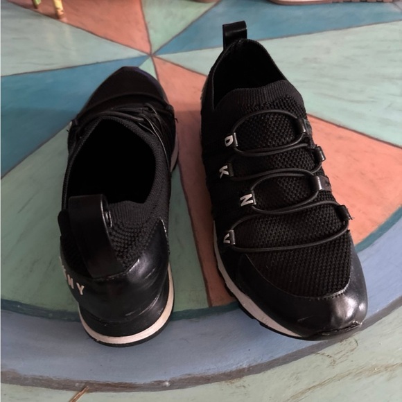 DKNY Black Athletic Shoes with White Details - Picture 4 of 4